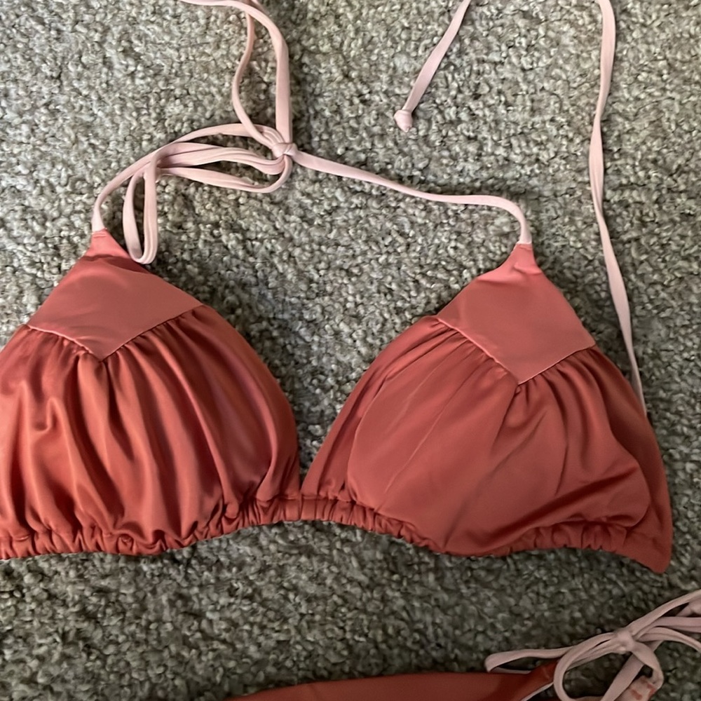 H &M string bikini - Picture 2 of 4